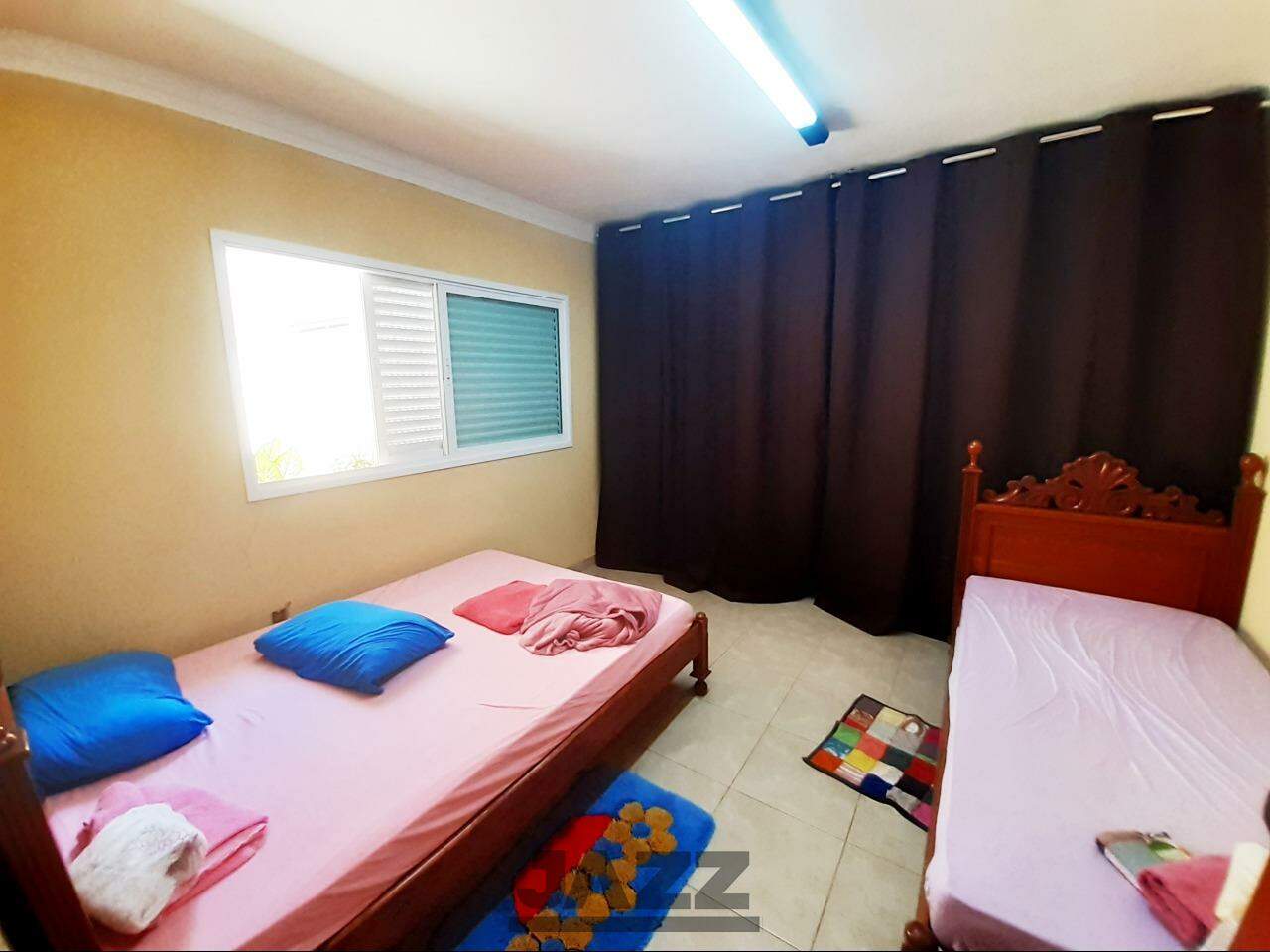 Casa de Condomínio à venda com 3 quartos, 360m² - Foto 28