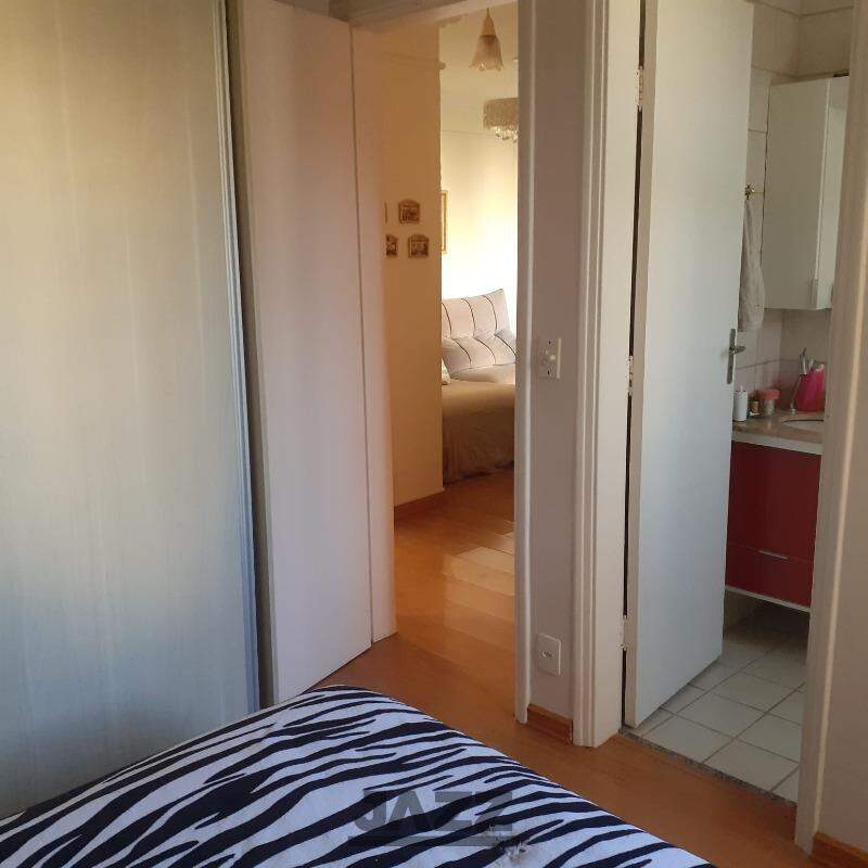 Apartamento à venda com 3 quartos, 67m² - Foto 11