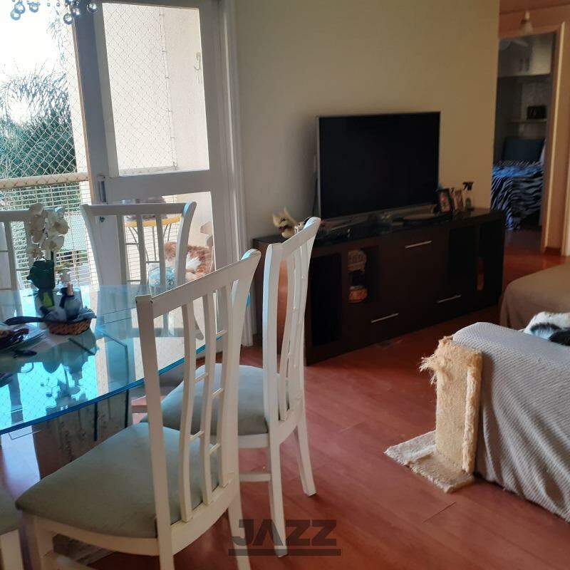 Apartamento à venda com 3 quartos, 67m² - Foto 3