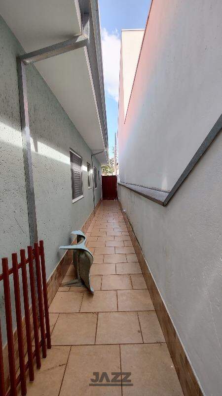 Casa de Condomínio à venda com 3 quartos, 220m² - Foto 30