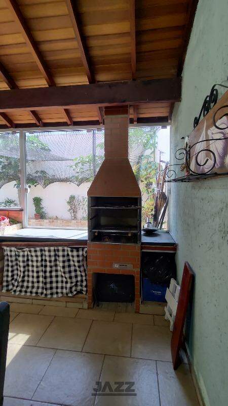 Casa de Condomínio à venda com 3 quartos, 220m² - Foto 25