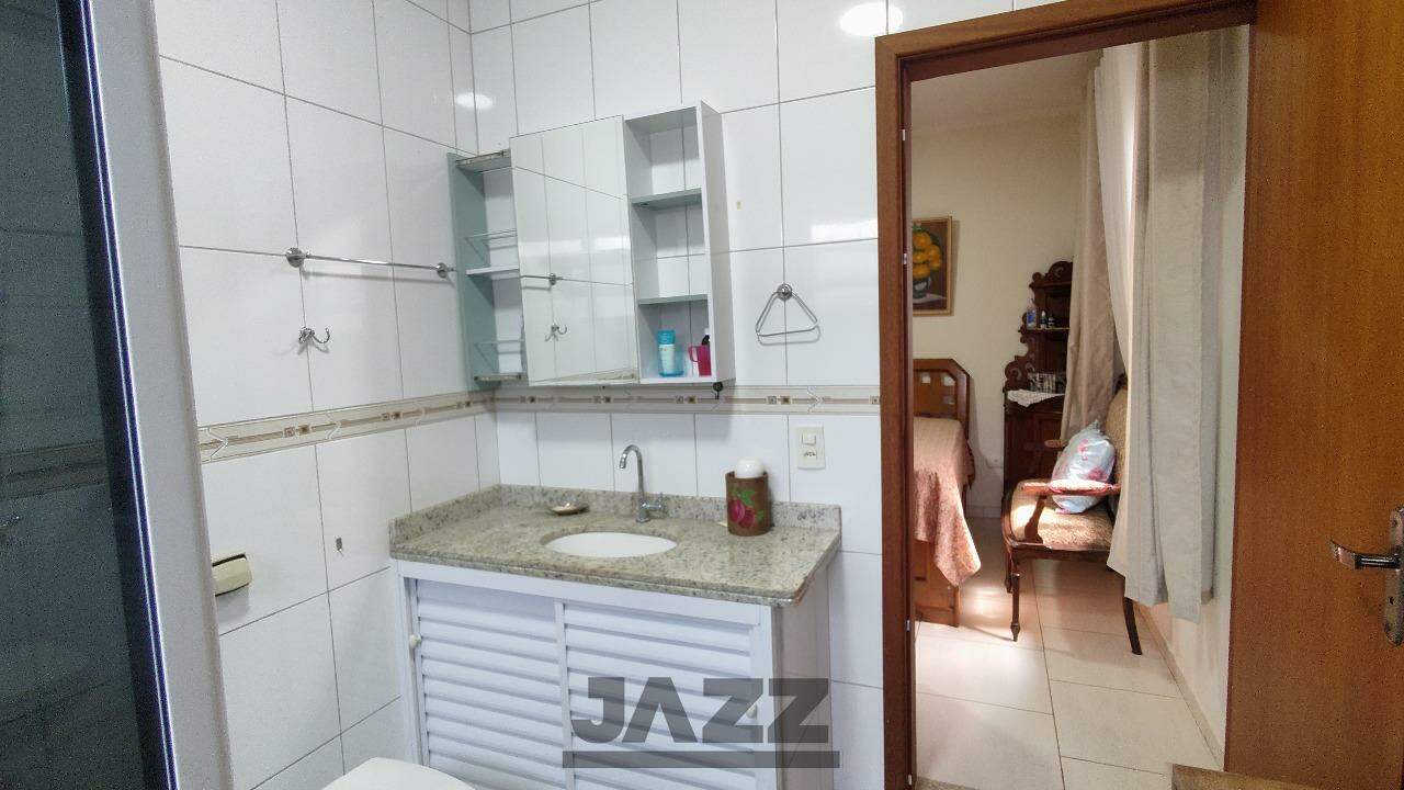 Casa de Condomínio à venda com 3 quartos, 220m² - Foto 11