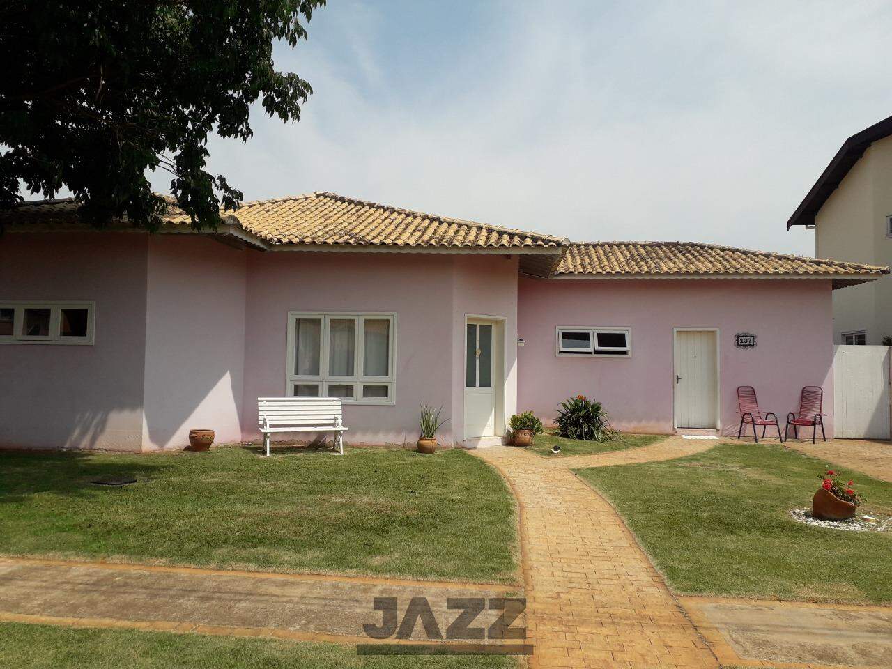 Casa de Condomínio à venda com 3 quartos, 178m² - Foto 1