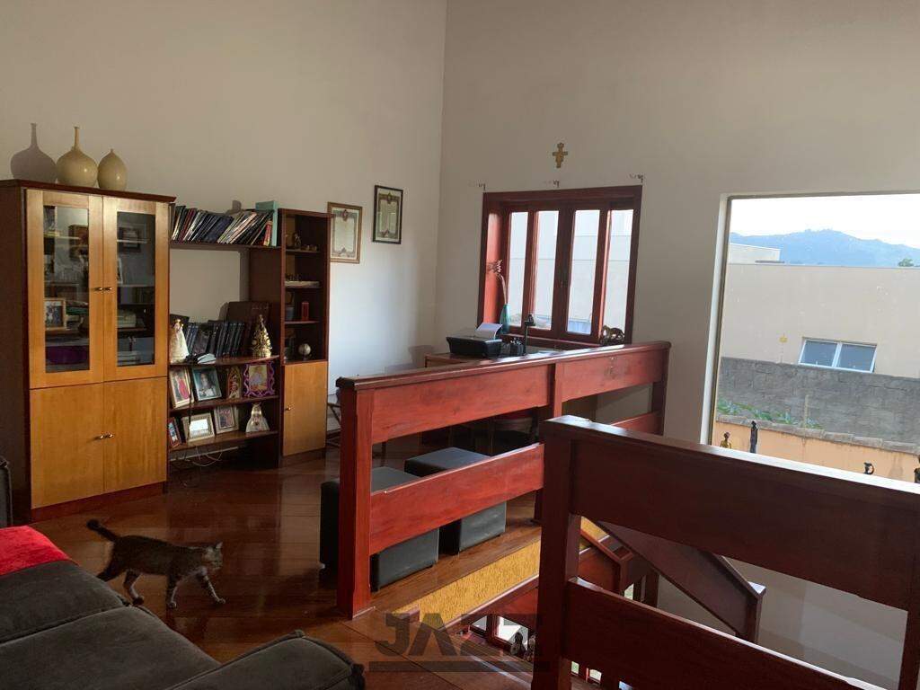 Casa à venda com 4 quartos, 350m² - Foto 13