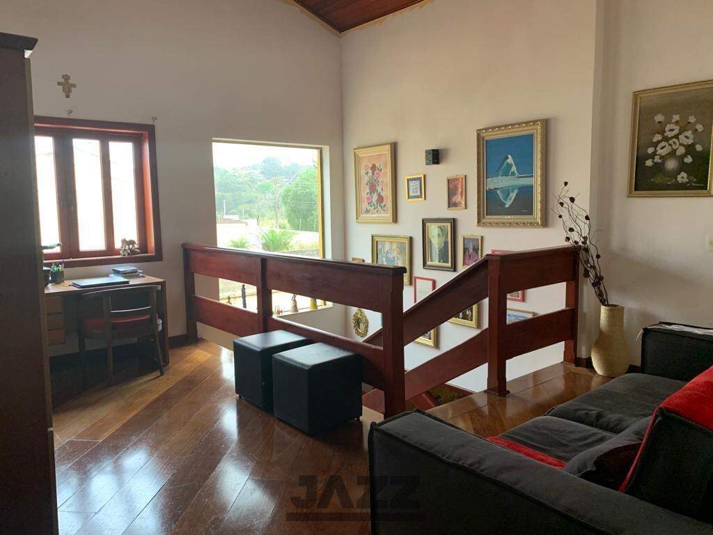 Casa à venda com 4 quartos, 350m² - Foto 12