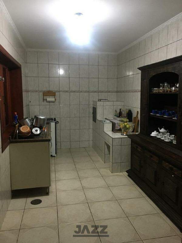 Casa à venda com 4 quartos, 350m² - Foto 23