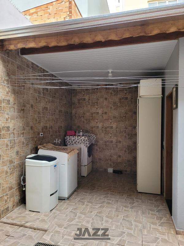 Casa à venda com 3 quartos, 90m² - Foto 23