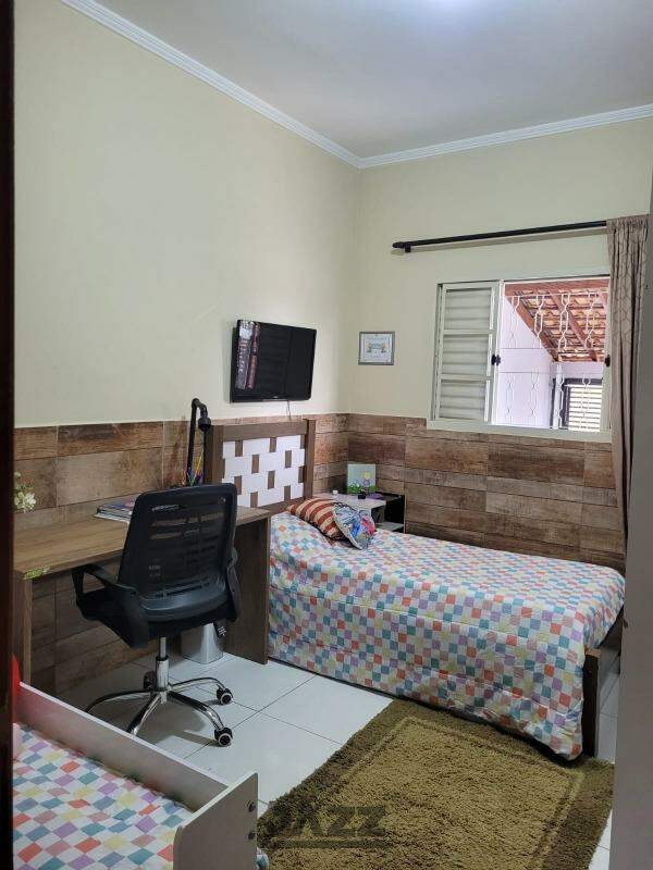 Casa à venda com 3 quartos, 90m² - Foto 12