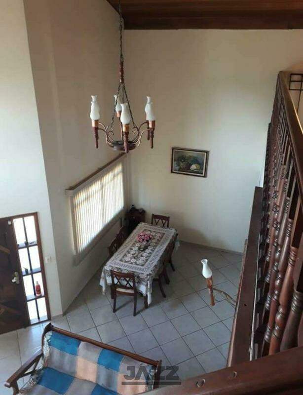 Casa à venda com 4 quartos, 260m² - Foto 8