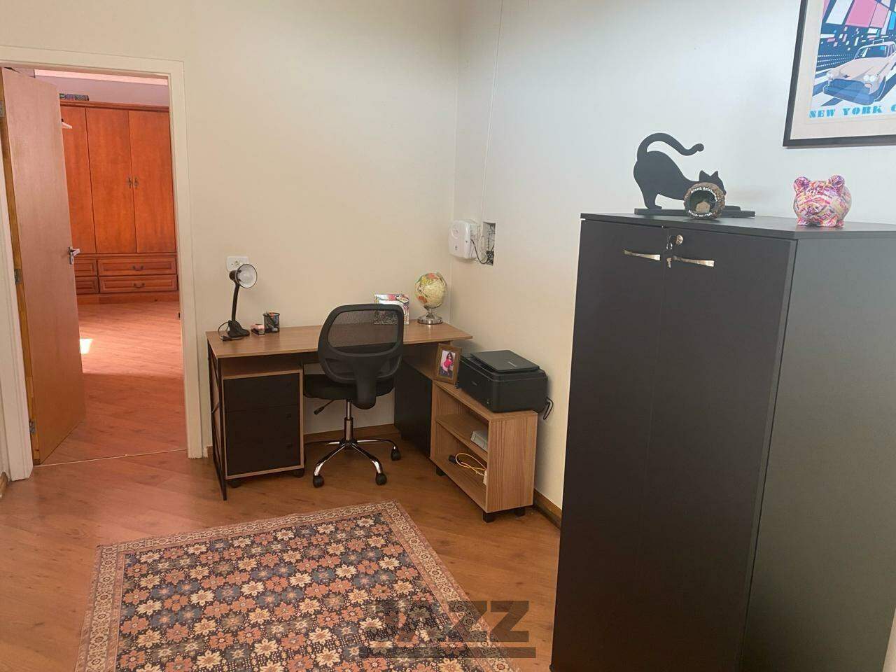 Casa, 3 quartos, 250 m² - Foto 14