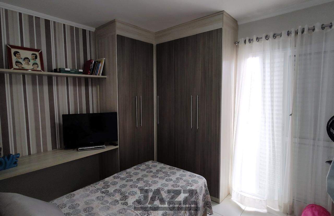 Apartamento à venda com 3 quartos, 134m² - Foto 17