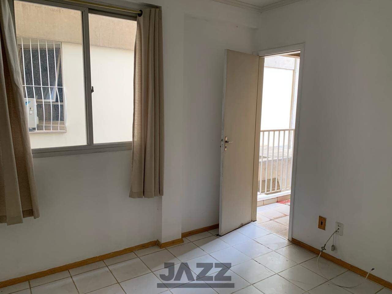 Apartamento à venda com 1 quarto, 48m² - Foto 2