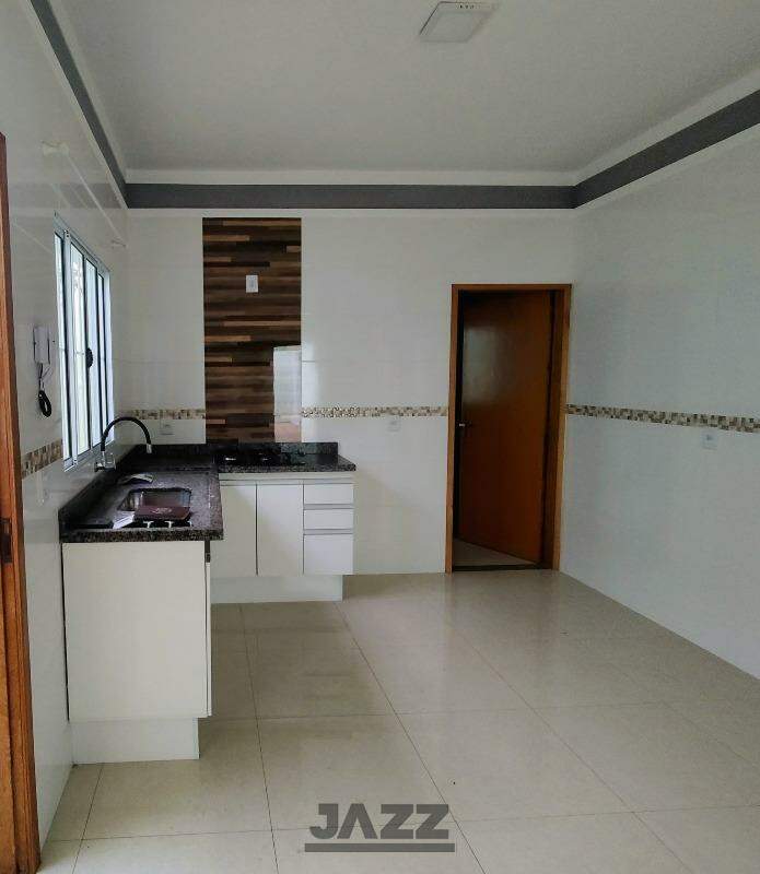 Casa à venda com 3 quartos, 70m² - Foto 4