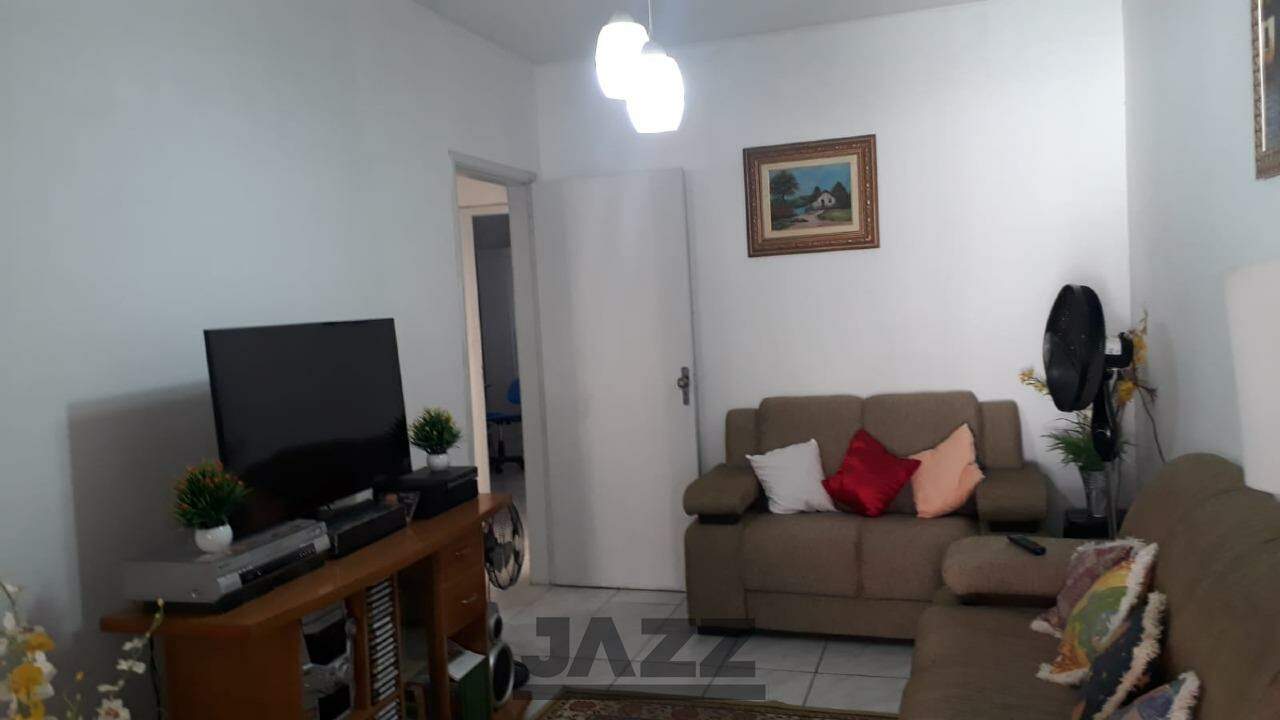 Casa à venda com 2 quartos, 110m² - Foto 2