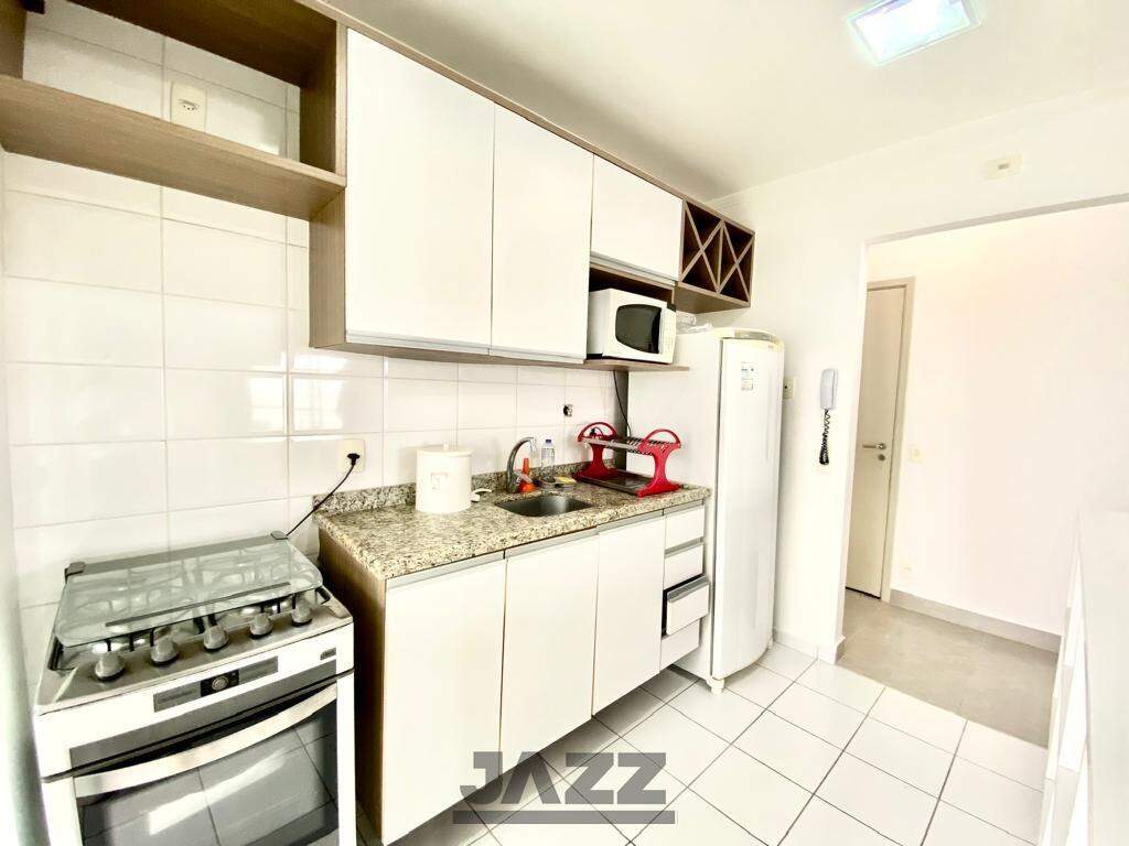 Apartamento à venda com 3 quartos, 137m² - Foto 8