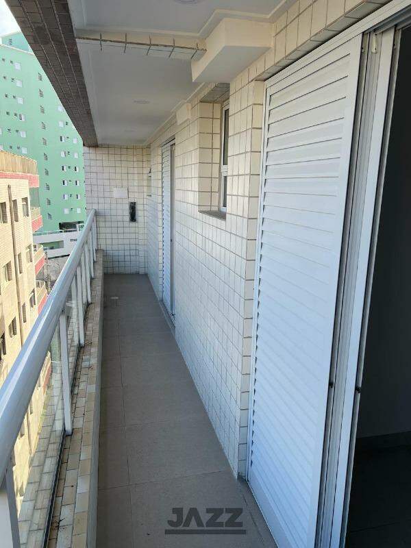 Apartamento à venda com 2 quartos, 75m² - Foto 23