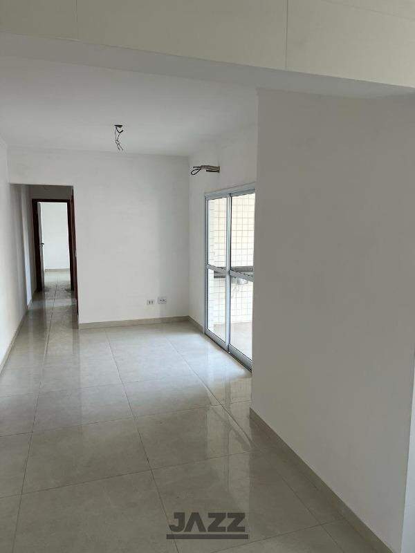 Apartamento à venda com 2 quartos, 75m² - Foto 1