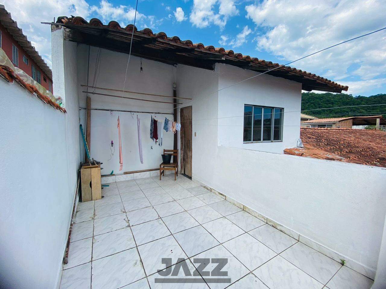 Casa à venda com 3 quartos, 90m² - Foto 23