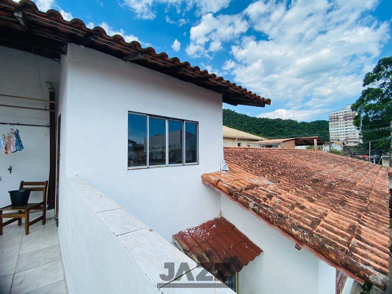 Casa à venda com 3 quartos, 90m² - Foto 22