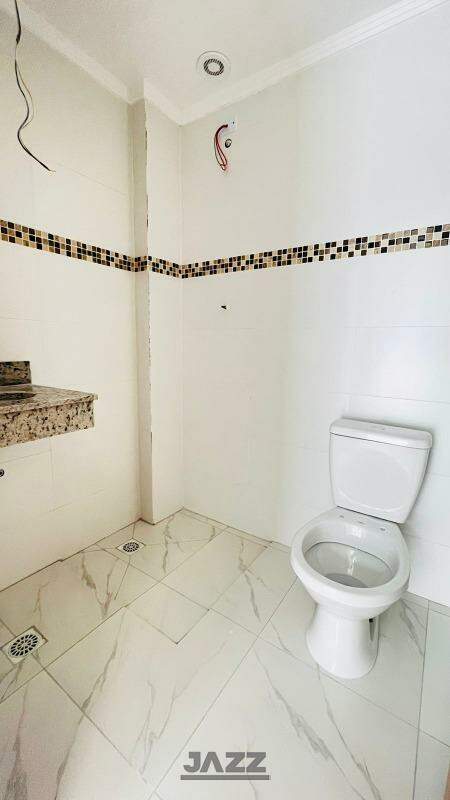 Apartamento à venda com 2 quartos, 67m² - Foto 9