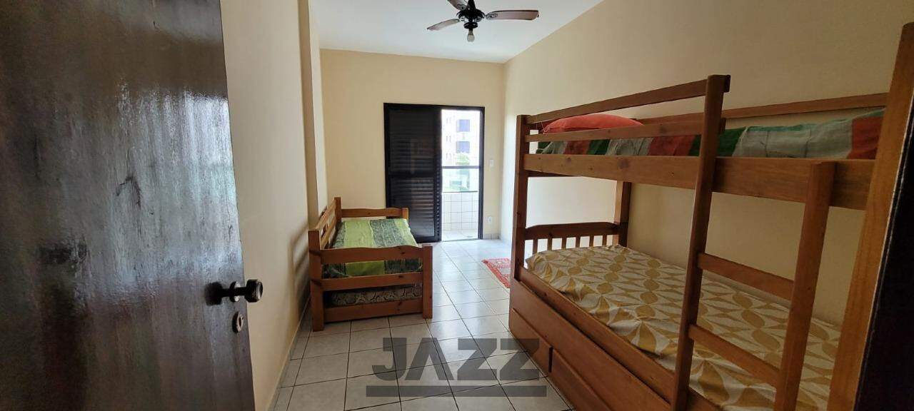 Apartamento à venda com 2 quartos, 70m² - Foto 11