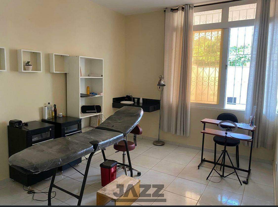 Casa à venda com 3 quartos, 272m² - Foto 7