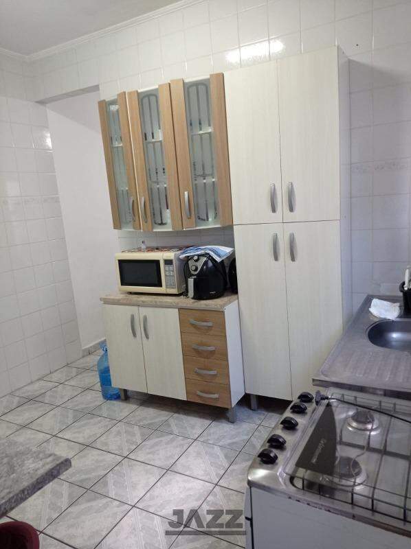 Apartamento à venda com 1 quarto, 45m² - Foto 8