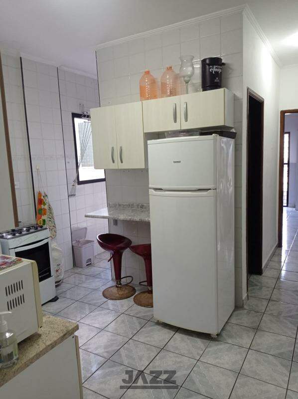 Apartamento à venda com 1 quarto, 45m² - Foto 9