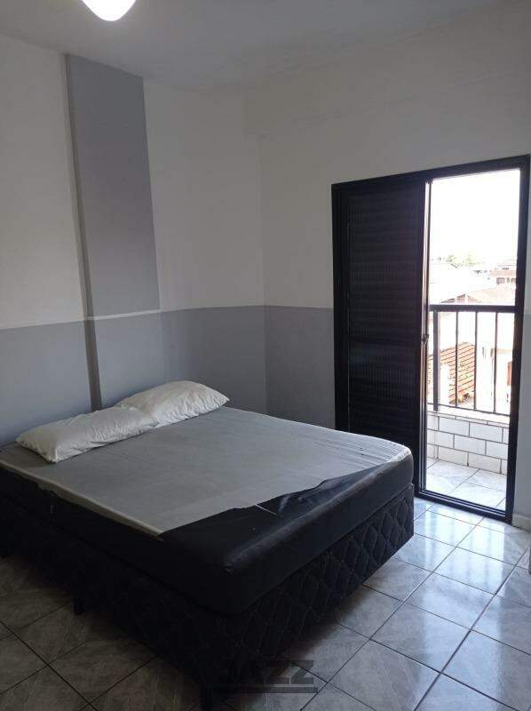 Apartamento à venda com 1 quarto, 45m² - Foto 18