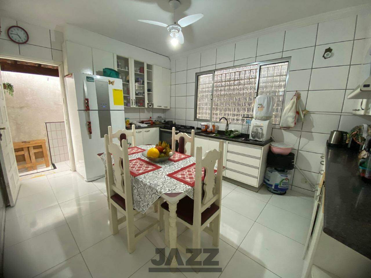 Casa à venda com 3 quartos, 170m² - Foto 6