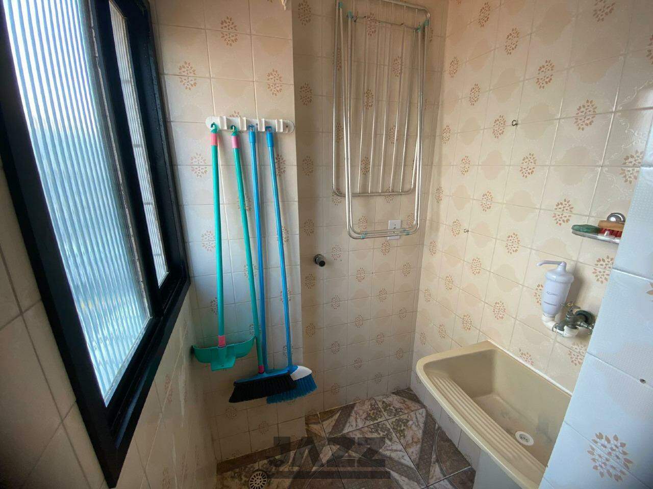 Apartamento à venda com 1 quarto, 60m² - Foto 12