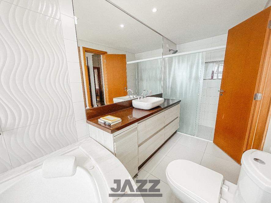 Apartamento à venda com 3 quartos, 182m² - Foto 22