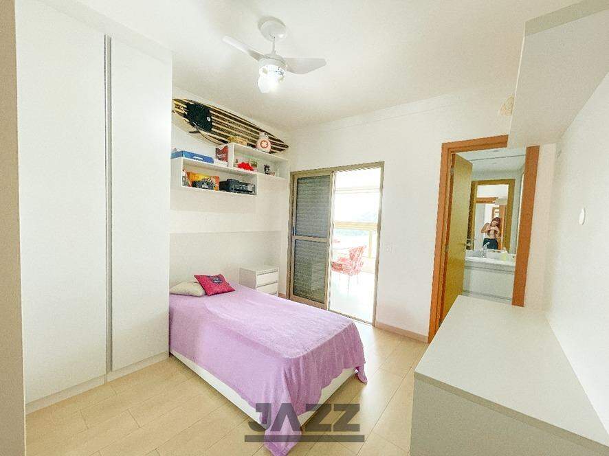 Apartamento à venda com 3 quartos, 182m² - Foto 25