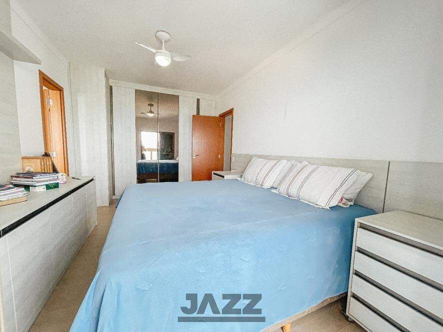 Apartamento à venda com 3 quartos, 182m² - Foto 19