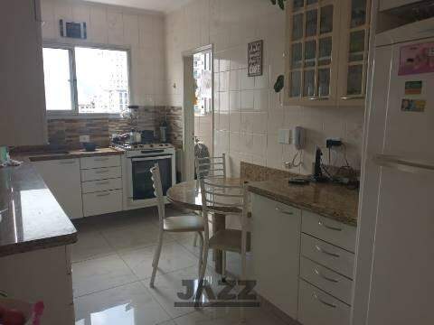 Apartamento à venda com 2 quartos, 95m² - Foto 12