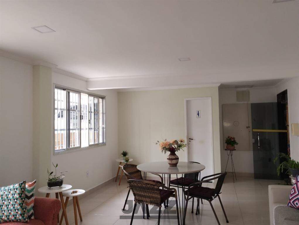 Apartamento à venda com 2 quartos, 95m² - Foto 3