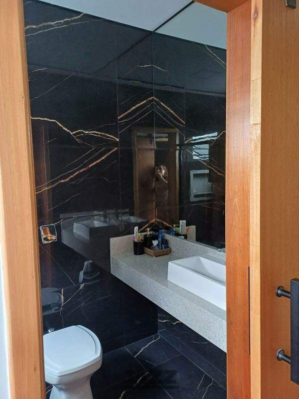 Casa de Condomínio à venda com 3 quartos, 175m² - Foto 18