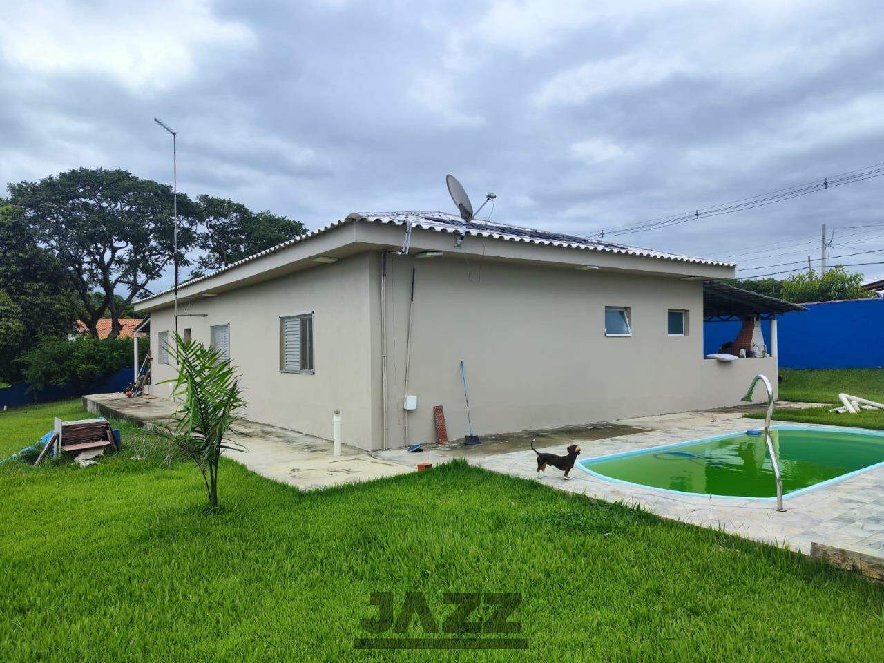 Fazenda à venda com 3 quartos, 160m² - Foto 1