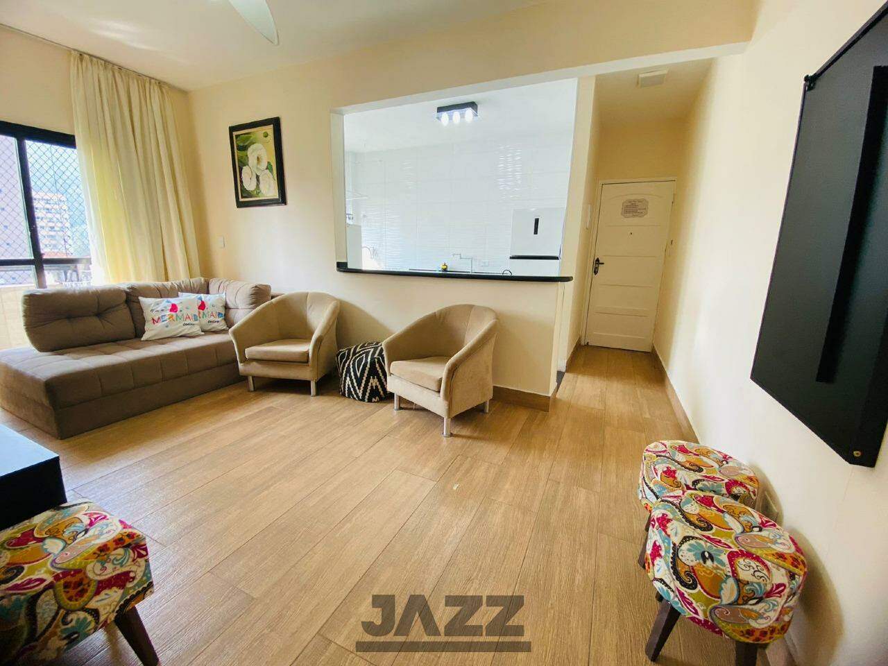 Apartamento à venda com 2 quartos, 75m² - Foto 2