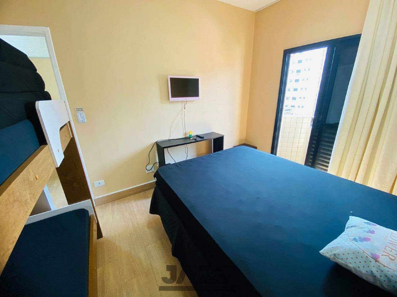 Apartamento à venda com 2 quartos, 75m² - Foto 28