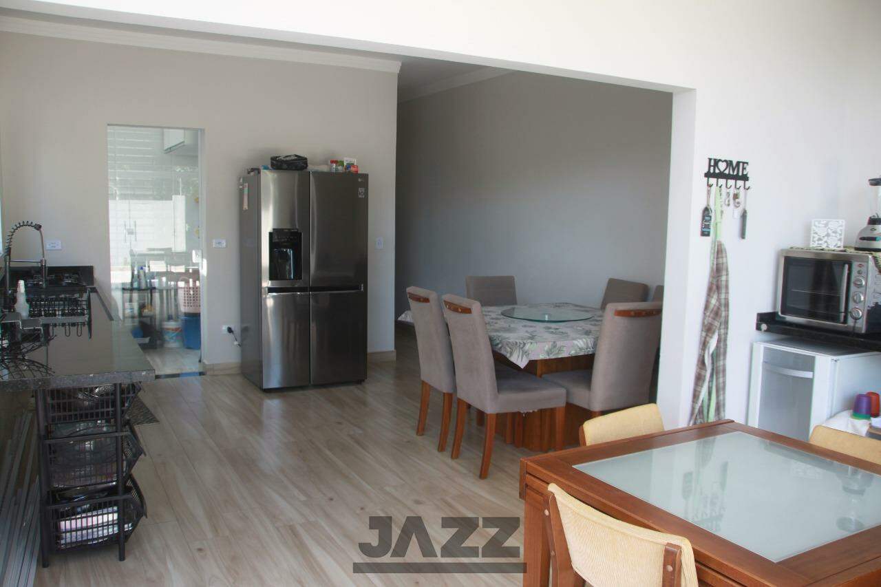 Casa à venda com 3 quartos, 130m² - Foto 10