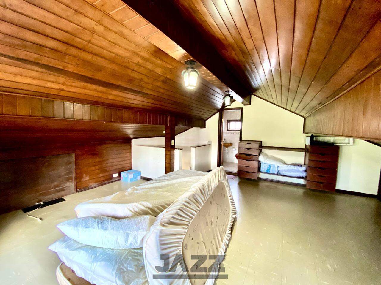 Casa à venda com 5 quartos, 236m² - Foto 33