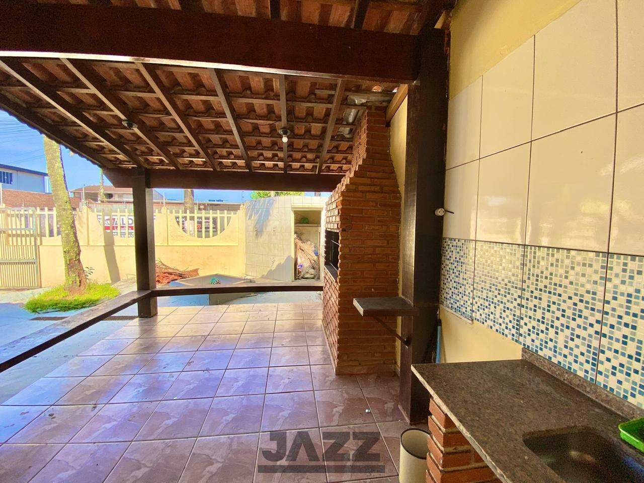 Casa à venda com 5 quartos, 236m² - Foto 6