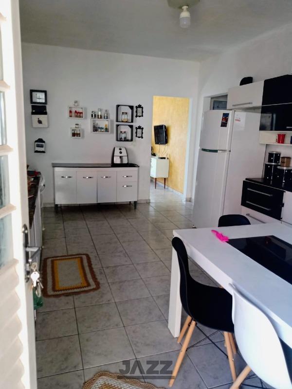 Casa à venda com 2 quartos, 140m² - Foto 3