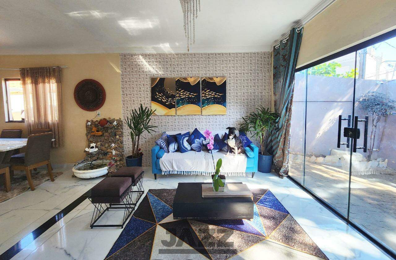 Casa à venda com 3 quartos, 290m² - Foto 5