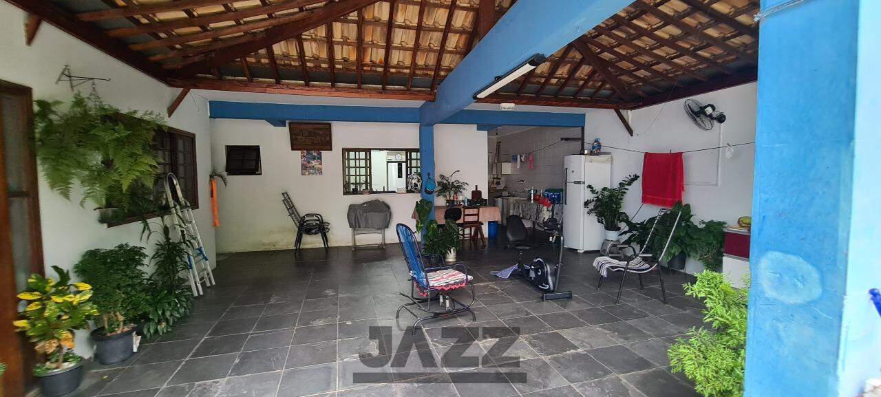 Casa à venda com 2 quartos, 162m² - Foto 16