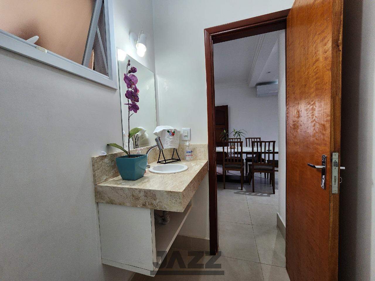 Casa à venda com 4 quartos, 256m² - Foto 11