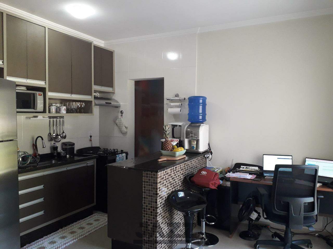 Apartamento à venda com 3 quartos, 81m² - Foto 7