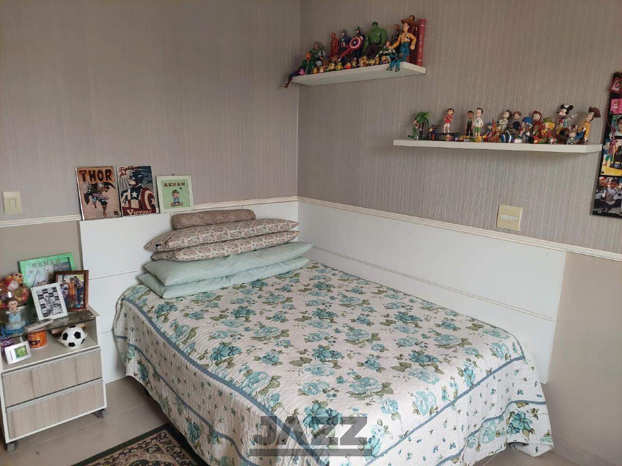 Casa de Condomínio à venda com 3 quartos, 250m² - Foto 23