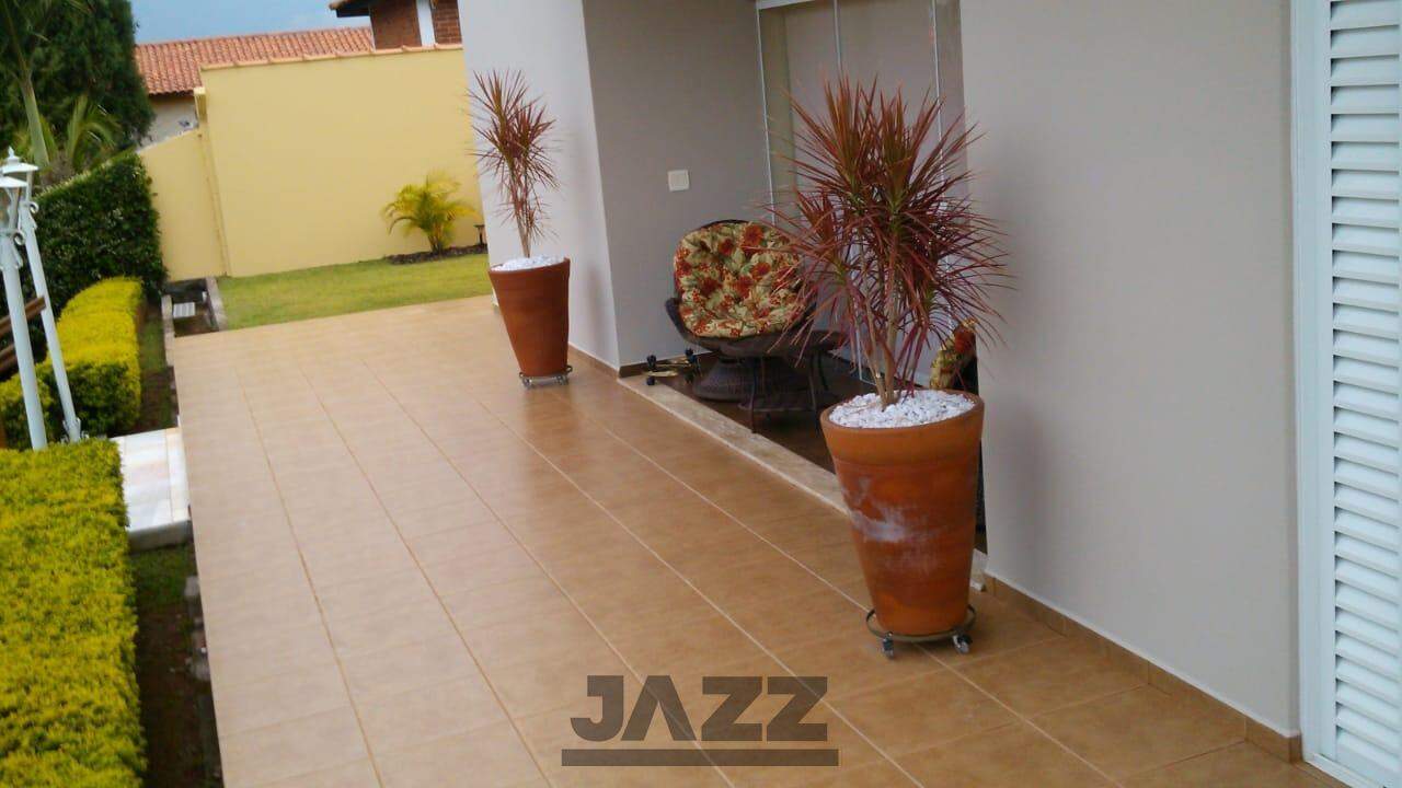 Fazenda à venda com 3 quartos, 340m² - Foto 11